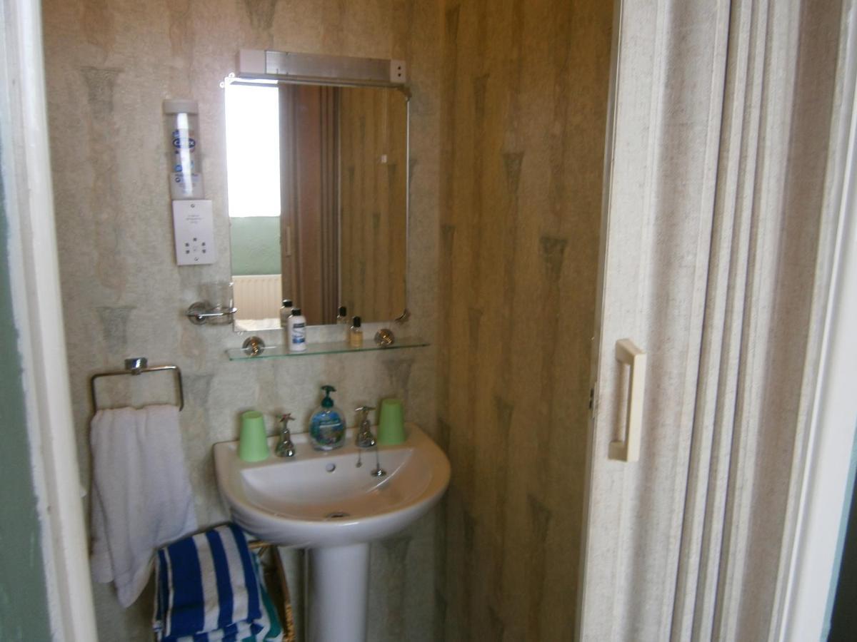 بلاكبول Guesthouse The Royale Hotel المظهر الخارجي الصورة
