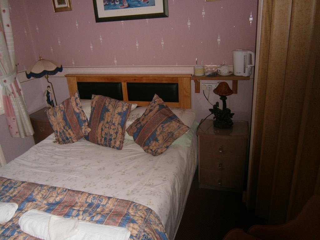 بلاكبول Guesthouse The Royale Hotel المظهر الخارجي الصورة