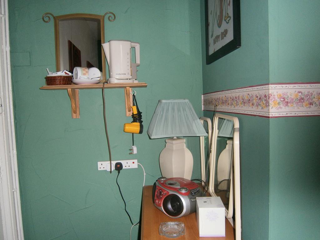 بلاكبول Guesthouse The Royale Hotel الغرفة الصورة
