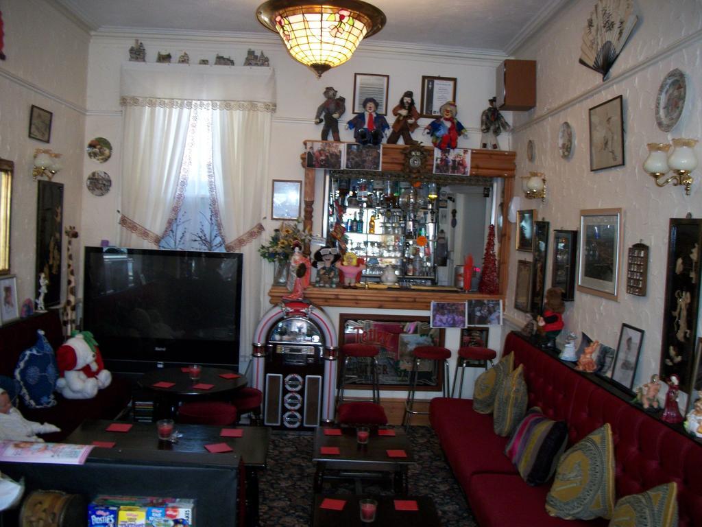 بلاكبول Guesthouse The Royale Hotel المظهر الخارجي الصورة